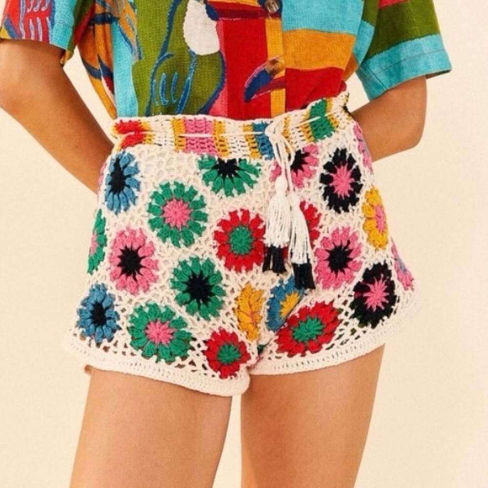 FARM RIO Multi Circles Crochet Shorts